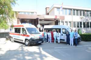 Vlada donirala dva vozila hitne pomoći Domu zdravlja Veliko Gradište - Hit Radio Pozarevac, Branicevski okrug